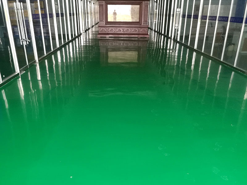 密封固化劑地坪和環(huán)氧地坪有什么不同？
